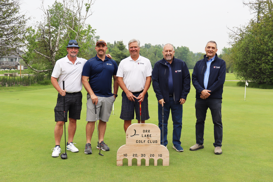 All members of Council standing at the putting challenge. From left to right: Deputy Mayor Sean Miskimins, Councillor Steffen Walma, Mayor David Evans, Councillor Kelly Helowka, Councillor Dave Brunelle 