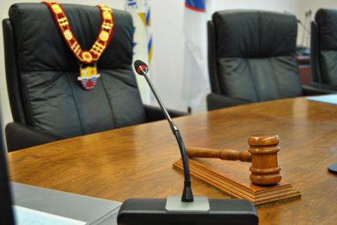 Council Mic and Gavel